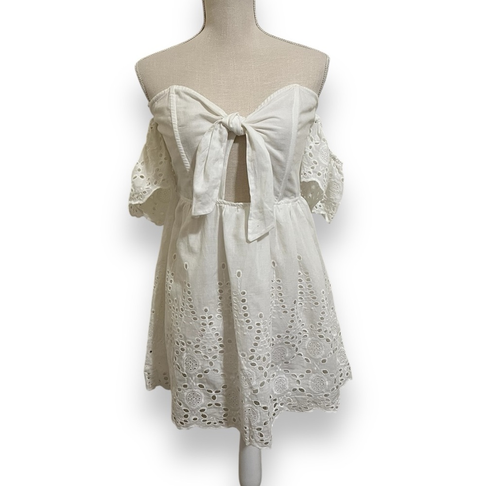 Hello Molly White Off-Shoulder Dress Eyelet Tie Front Smocked NWT Size 8